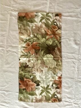 Vintage Romantic Floral Watercolor Oblong Scarf – Earth Tones